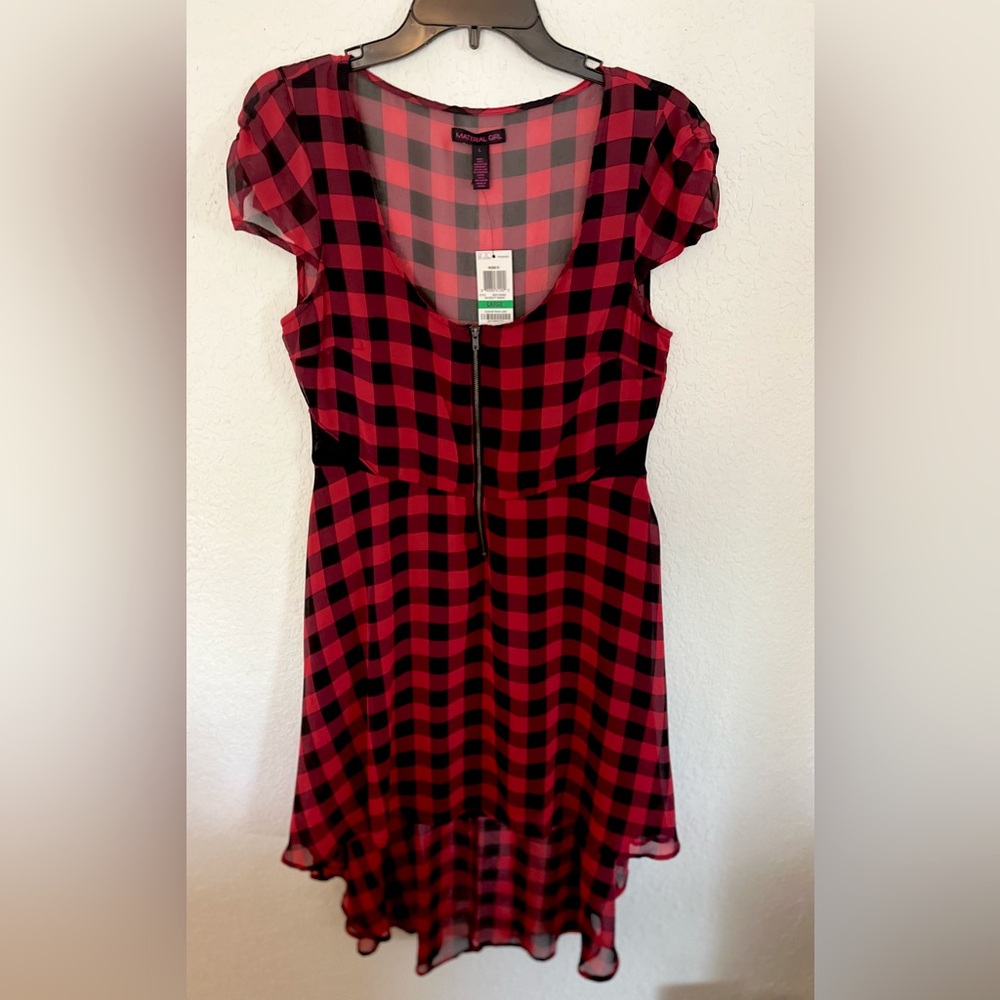 Macy’s Red and Black Checkered High-Low Flowy Short-Sleeved Dress